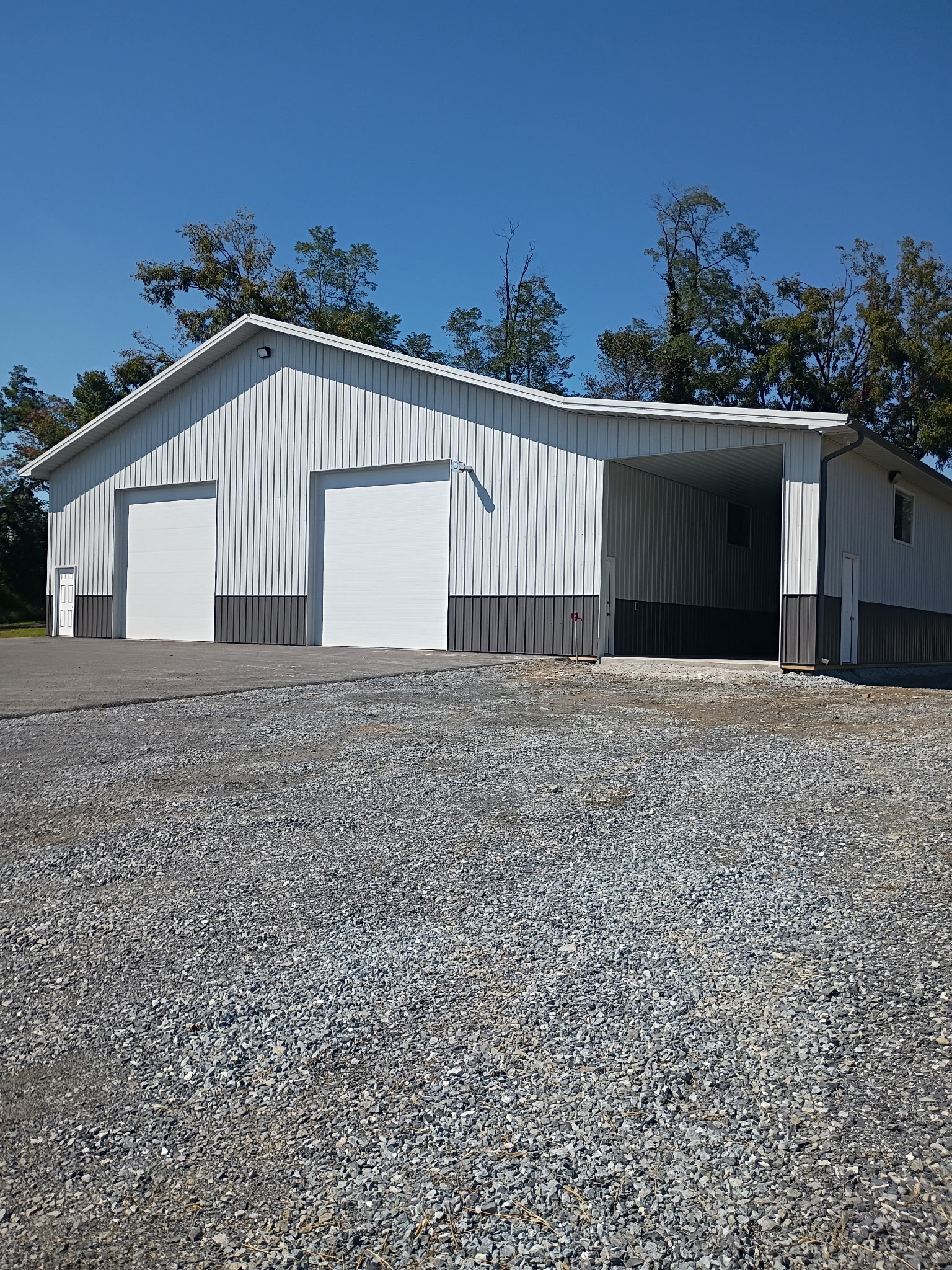 pole barn PA lean into addition